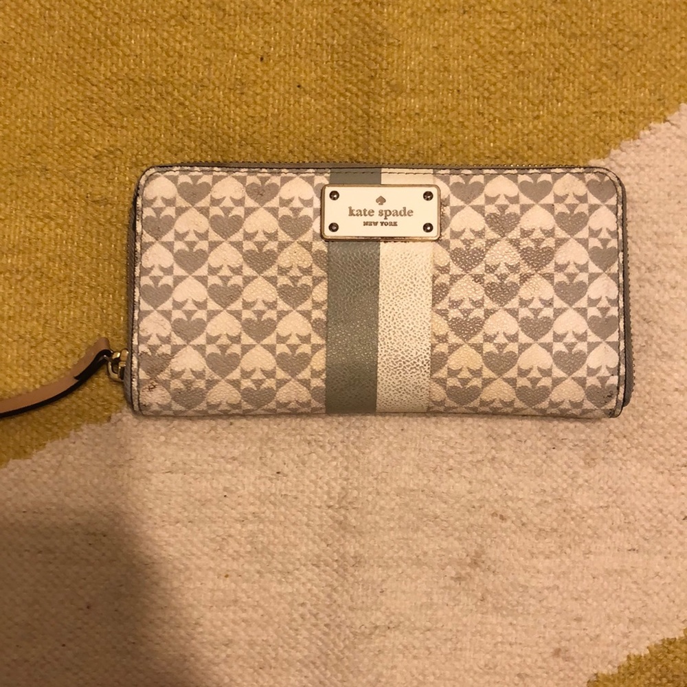 Kate Spade White and Gray Wallet